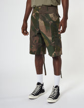 2039 Camo Advisor's Shorts · Cotton Poplin Purples Jungle
